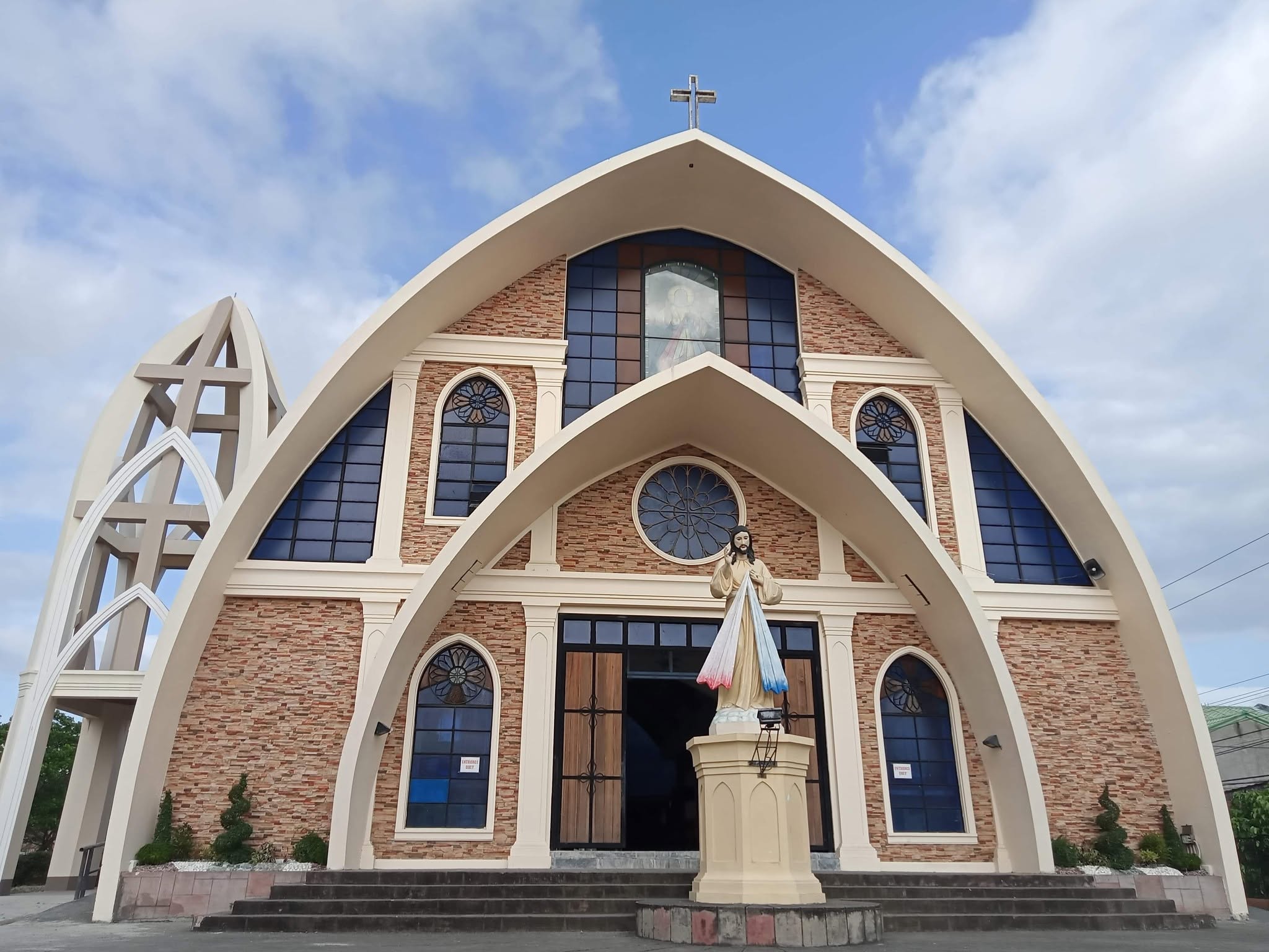 Archdiocesan Shrine and Parish of The Divine Mercy